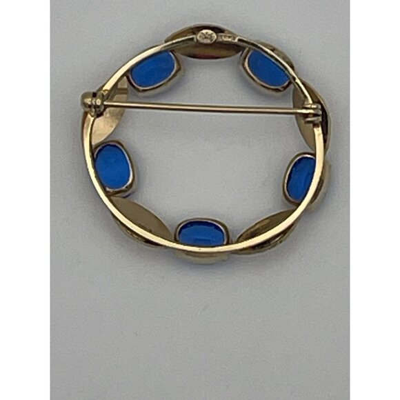 Vintage V.D. Brooch 12K GF Blue Rhinestones Circle Wreath 1.5" - Picture 2 of 6